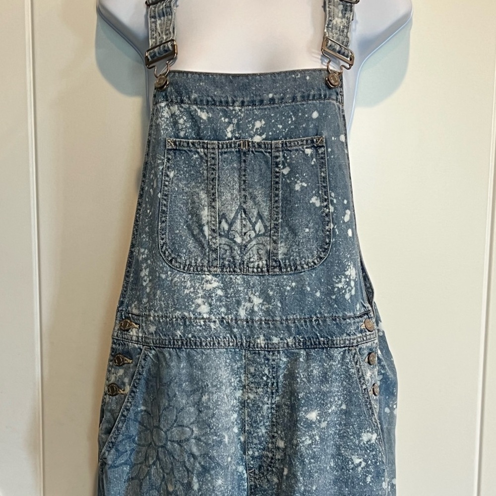 🌿 Boho Bleach Art Denim Overalls | Upcycled GAP Crop | One-of-a-Kind women’s (M)